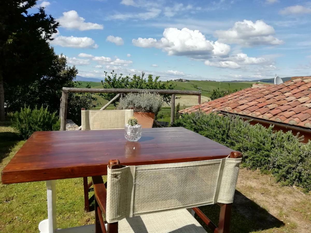 Il Montelletto Bed and Breakfast Santa Luce Buitenkant foto